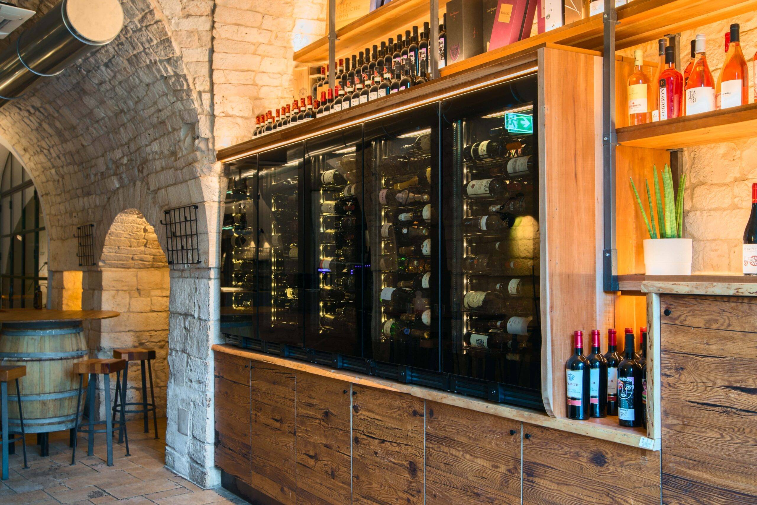 Cantine vino refrigerate